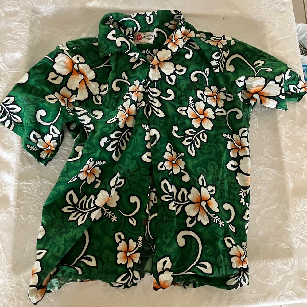 Hilo Hattie Emerald Tropical Shirt